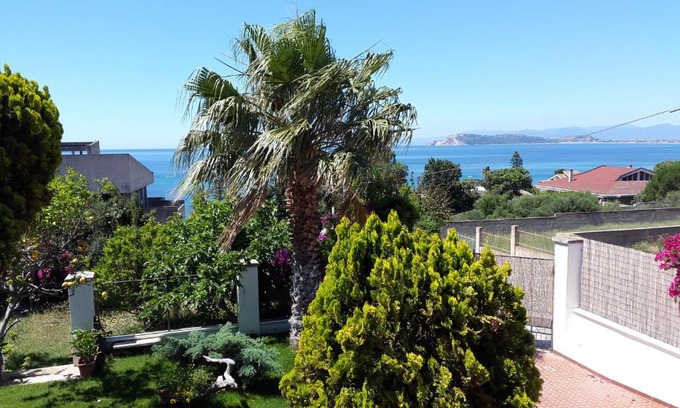 Su Forti Bed & Breakfast | B&B VILLA ELISA