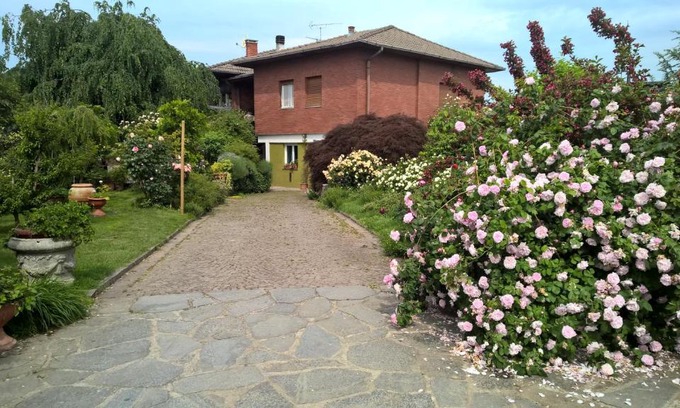 Veruno Bed & Breakfast | B&B Villa Giardini Susanna