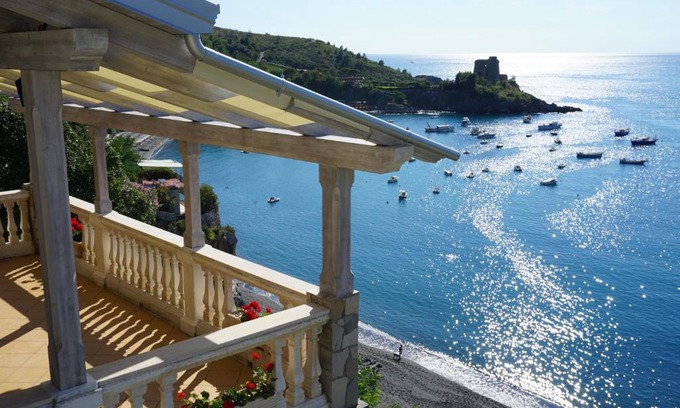 San Nicola Arcella House | B&B Villa La Petra