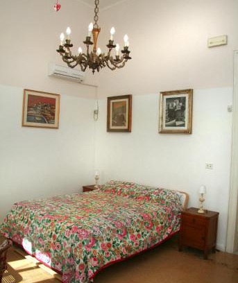 Municipio 4 Bed & Breakfast | B&B Villa Pallante