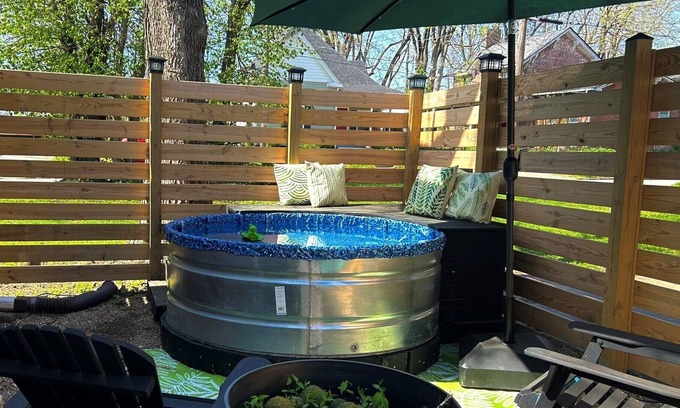 Downtown House | B&Ds Cottage l 1 mile to Rupp & Main l Cheery 3B2B