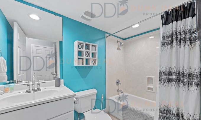 Biloxi Condo | B220 Ocean Club Villa A short walk to the beach