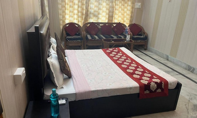 Varanasi Hotel | Baba Paying Guest House