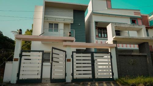 Vadanemelli House | Bacardi House