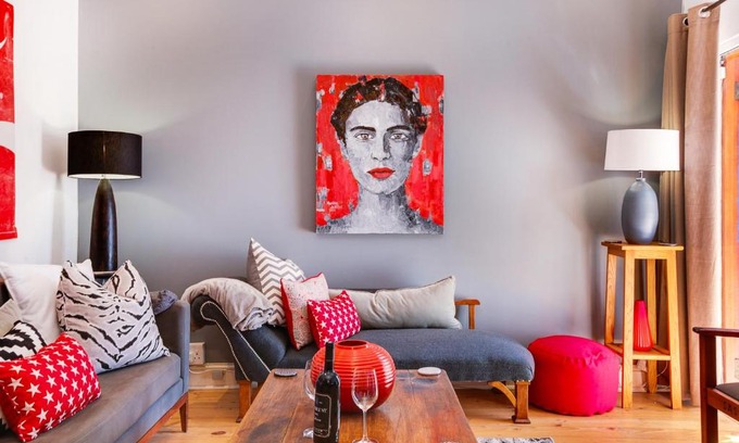 Cape Town City Centre House | Backup-Powered Art Deco Cottage in De Waterkant