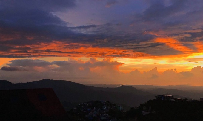 Baguio Apartment | Baguio Vacation House with Amazing Sunset View