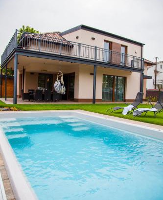 Zamardi Villa | BalaKing