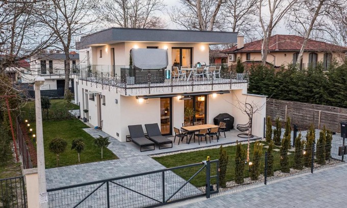Zamardi Apartment | Balatonic Sky