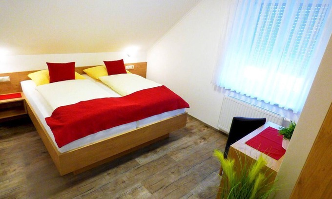 Morbisch am See Apartment | Balcony apartment with two separate bedrooms