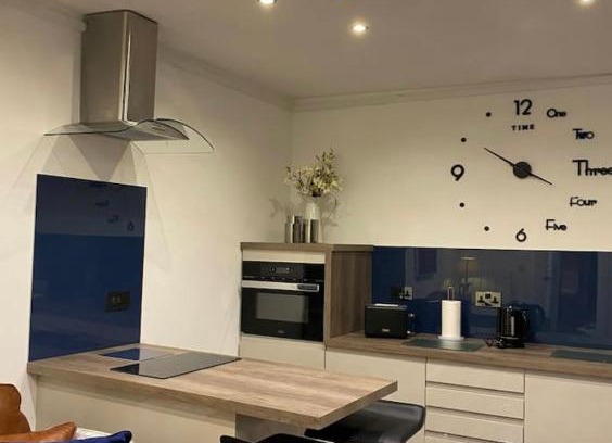 Kendal Apartment | Balcony House Apartment in Kendal