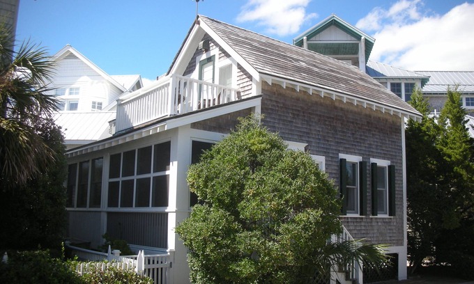 Bald Head Island Cottage | BALD HEAD DIAMOND:Perfect Jewel for a Couple's Getaway!