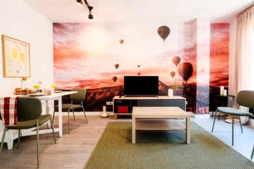 San Pablo Apartment | Balloon House Casco Antiguo WiFi 4 Pax Nespresso
