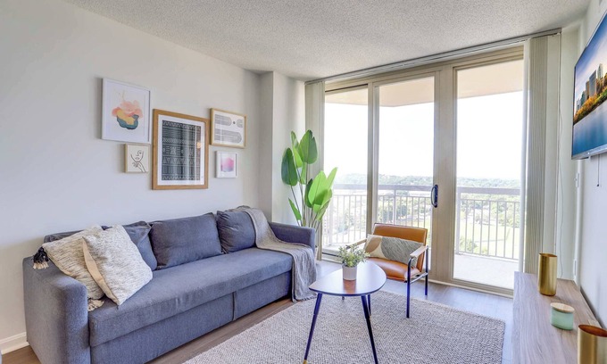 Ballston Apartment | Ballston Retreat & Prime Spot