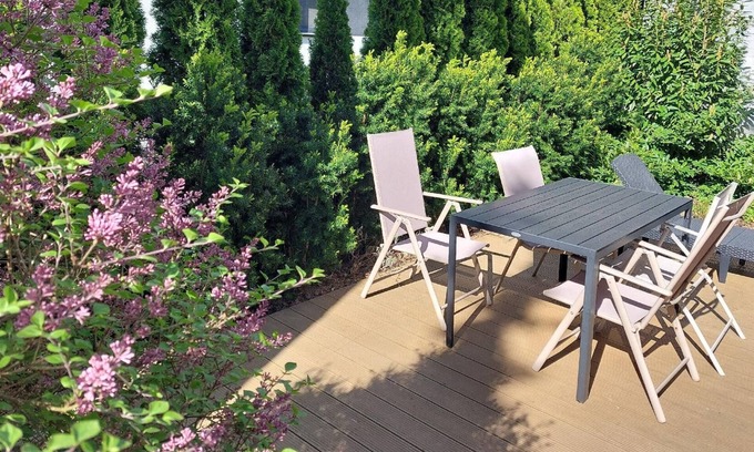 Lukecin Apartment | Baltic Sea garden in the pine forest