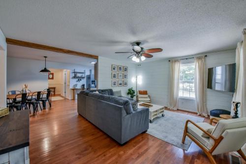 Northport House | Bama Retreat - Sleeps 10, 5 Miles to Game Day Fun