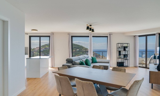 Camara de Lobos Apartment | Banana Tree