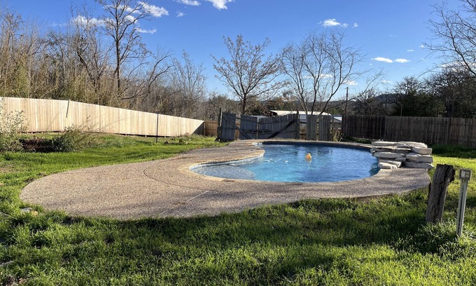Bandera Other | Bandera Texas Rooster Cogburn's Guest-house with pool
