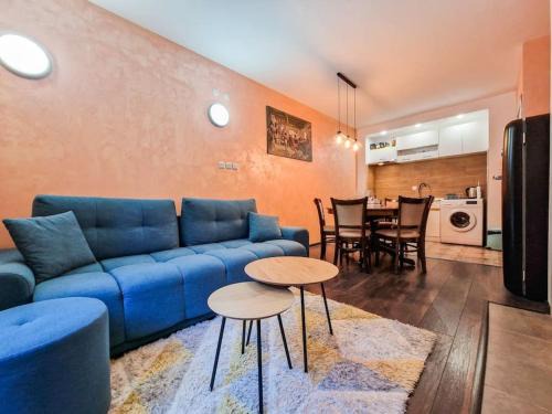 Shiligarnika Apartment | Bansko Getaway- Ski & Summer Activities , sleep 6