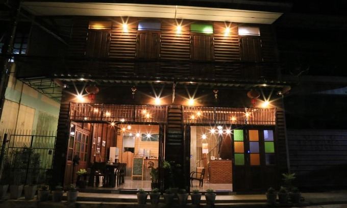 Trang House | BanSoi 1 & Alley One Cafe