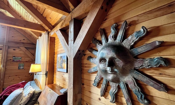 Bar Harbor Apartment | Bar Harbor Hideaway in quaint Bar Harbor. nWalk to everything from here!
