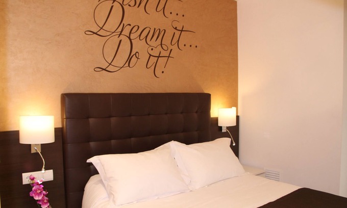 La Font de la Guatlla Apartment | BARCELONA | 2 BEDROOM APT ¦