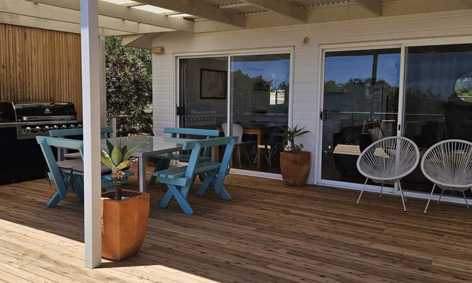 Warrenben House | Barefoot Beachhouse on the edge of Innes National Park
