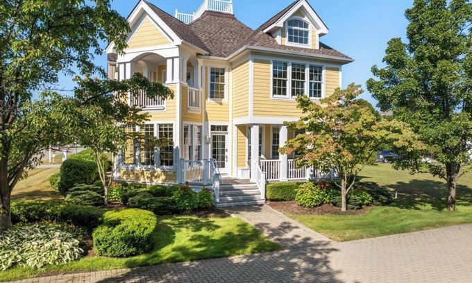 Bay Harbor House | Barefoot Luxury 24