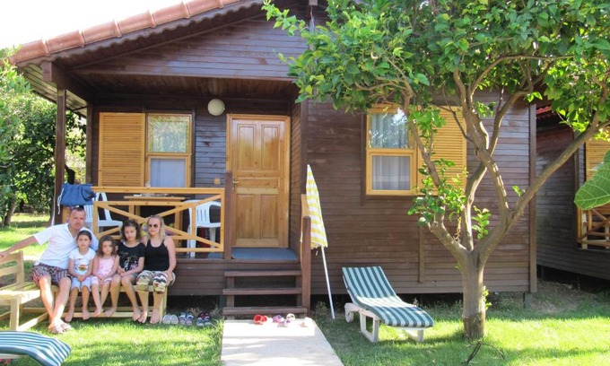 Cirali Resort | Baris Pension & Bungalows