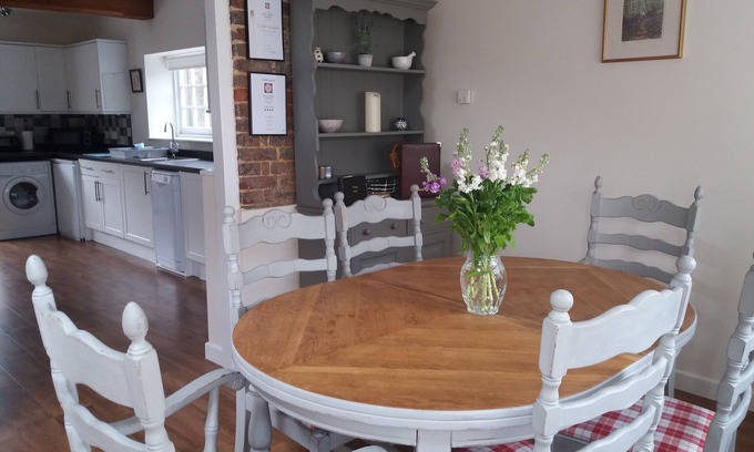 Upper Dicker Cottage | Barley cottage ,(granarycottages) in an old converted barn Chiddingly,lewes