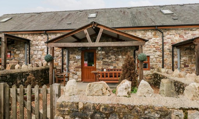 Margam House | Barn 2