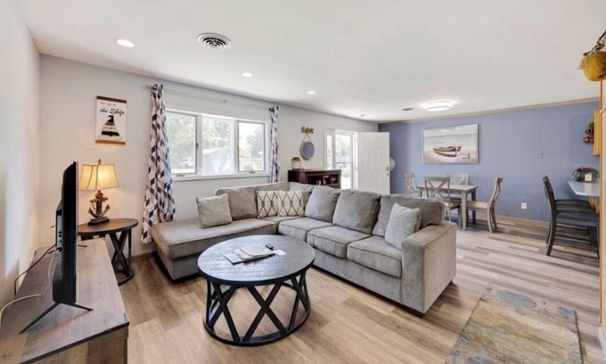 Put-in-Bay House | Bash at the Bay still available