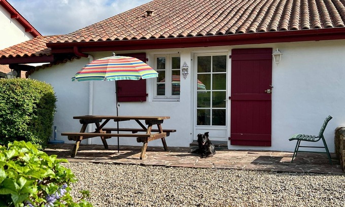 Louhossoa Apartment | BaskoParadis - Maisonette FeWo - Terrace - View