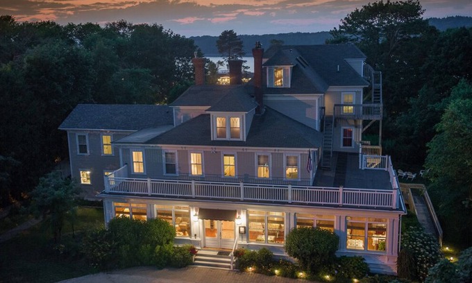 Bar Harbor Hotel | Bass Cottage & Ullikana