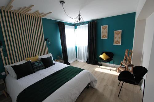 Bastia Apartment | Bastia - Very spacious 130m2 Villa Top Apartment with Garden, 2 AC Bedrooms, Near Port, City Center, and Beaches in Bastia"