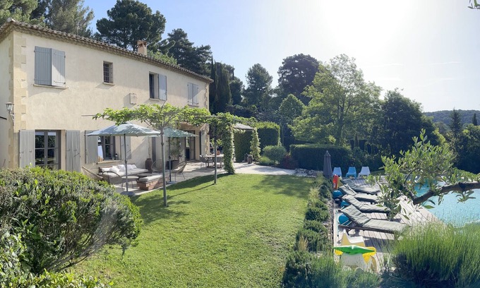 Est House | Bastide de Standing Aix en Provence