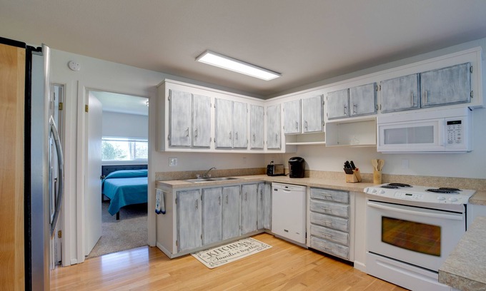 Bay City House | Bay City Vacation Rental Escape ~ 5 Mi to Marina!