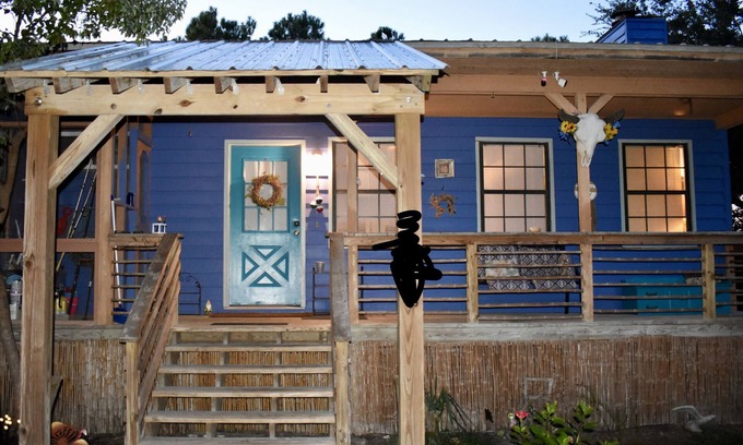 Gallatin House | Bay, park and estuary preserve.walk/bike to the fishing pier. 6mins to island