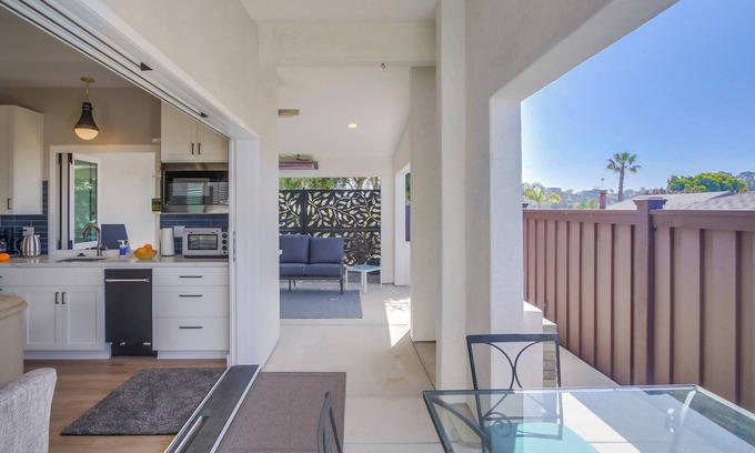 Bay Ho Apartment | Bay Park Ocean Breeze 2BR 2BA guest apt in San Diego Ideal Central Location