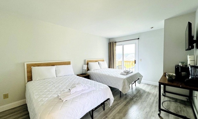 Little River Apartment | Bay Tree cozy studio in Little River