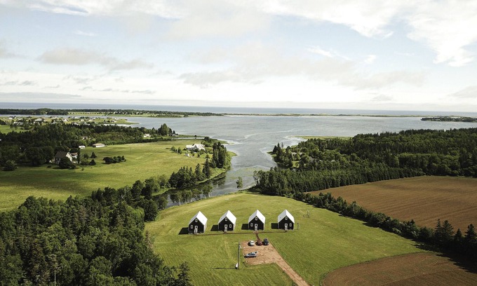 Brackley Beach Ski Chalet | Bay View Country Cottage #4