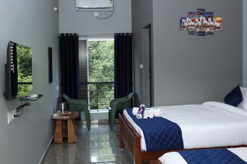 Bommayapalayam Hotel | Bay Walk Residency