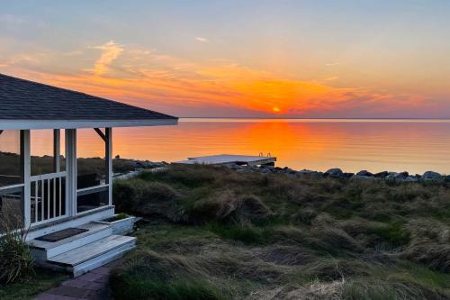 Madison House | Bayfront Gem with Amazing Water Views and Pond!