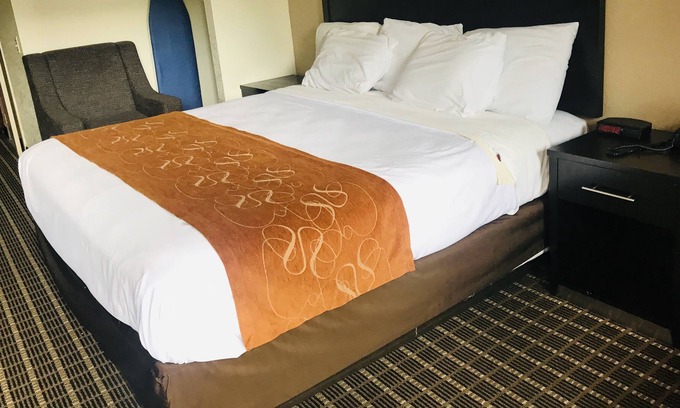 Acworth Hotel | Baymont by Wyndham Acworth