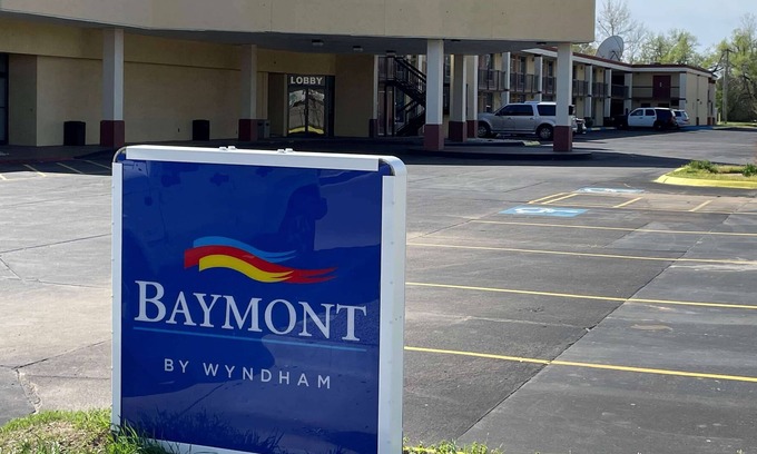 Stillwater Hotel | Baymont by Wyndham Stillwater