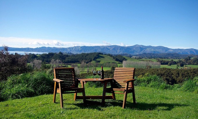 Golden Bay House | Bayridge: Jewel of Golden Bay with stunning views and close to town