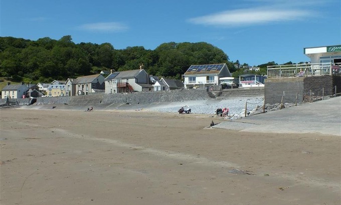 Pendine House | Bayside