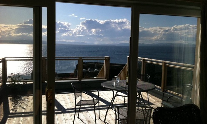 Portmahomack Cottage | Bayview Cottage Portmahomack - Lovely Highland cottage, wonderful coastal views