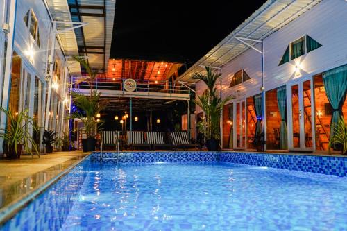 Anjuna Resort | Bayview Cottage Pool
