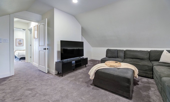 Bay View House | Bayview Family-Friendly Stay