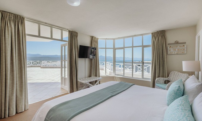 Plettenberg Bay Hotel | Bayview Hotel